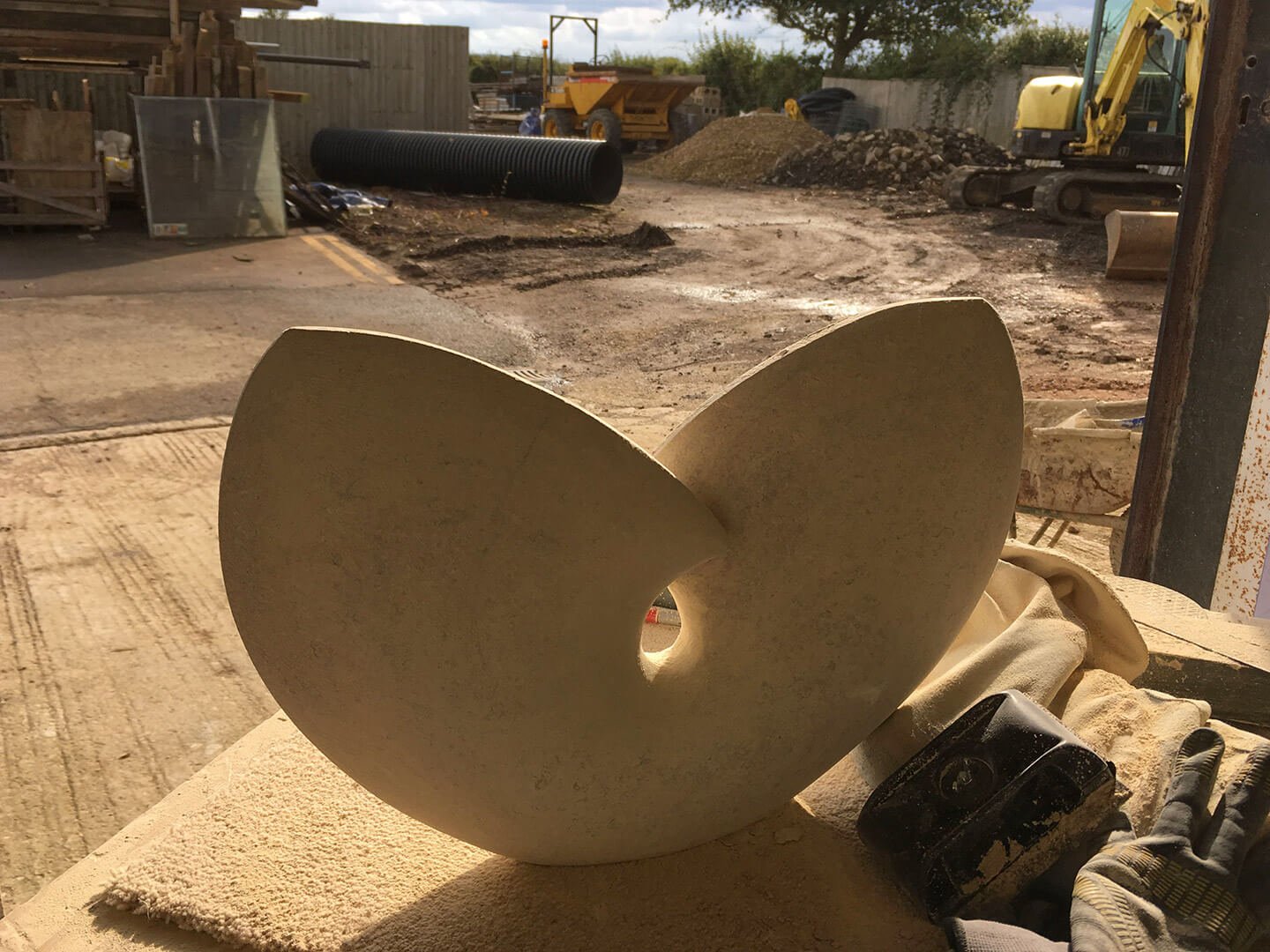 Jude Tucker | Ephydra at the workshop